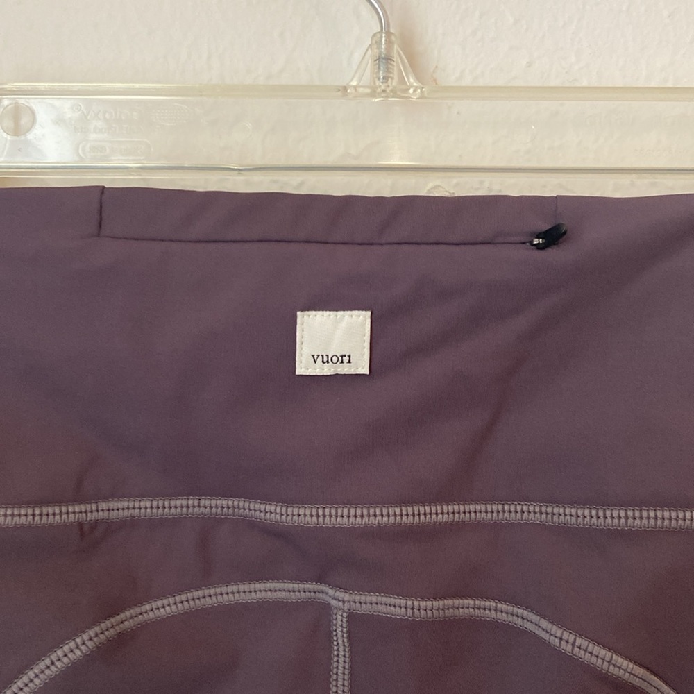 Vuori Dark Chestnut Stride Leggings - Picture 3 of 6